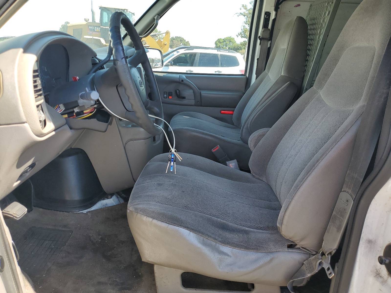 1GCDM19XX2B117345 2002 Chevrolet Astro