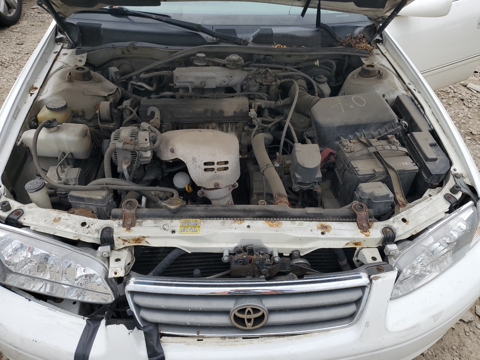JT2BG28KXY0410069 2000 Toyota Camry Le