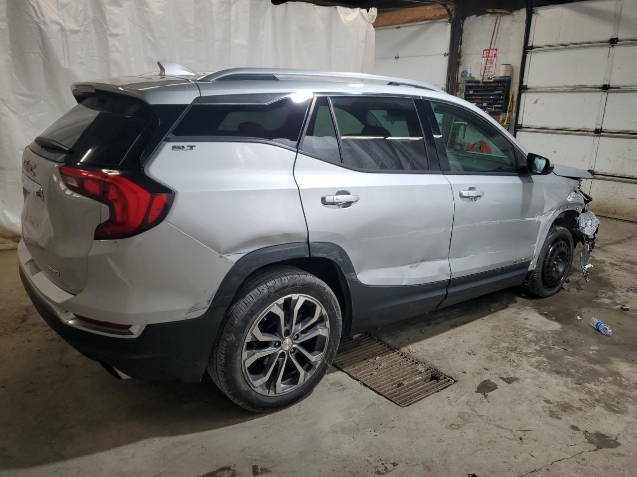 2019 GMC Terrain - Image 3