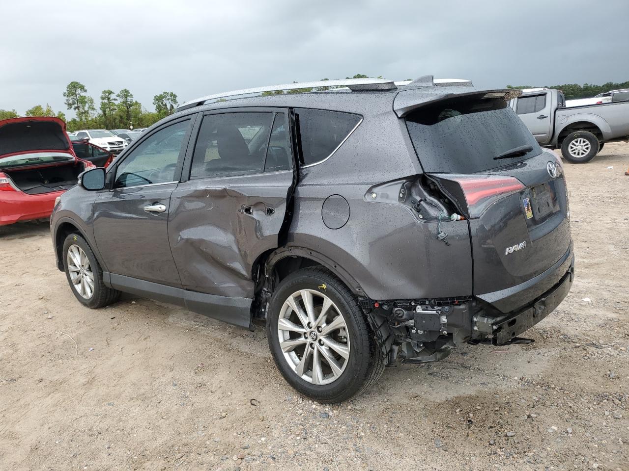 2T3YFREV6JW429361 2018 TOYOTA RAV 4 - Image 2