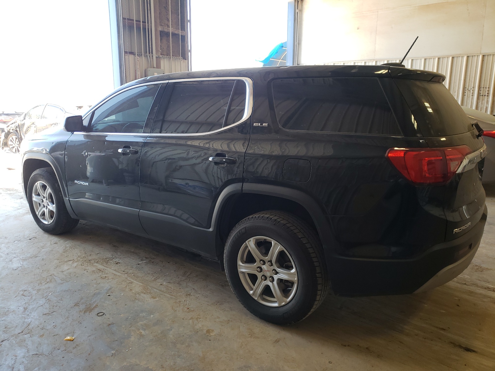 1GKKNKLA8KZ256027 2019 GMC Acadia Sle