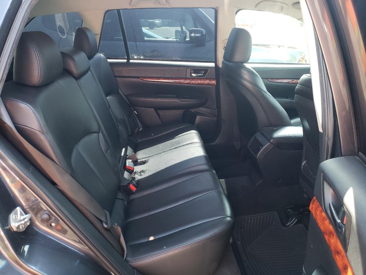 2010 Subaru Outback 2.5I Limited VIN: 4S4BRBJC1A3340059 Lot: 62320484