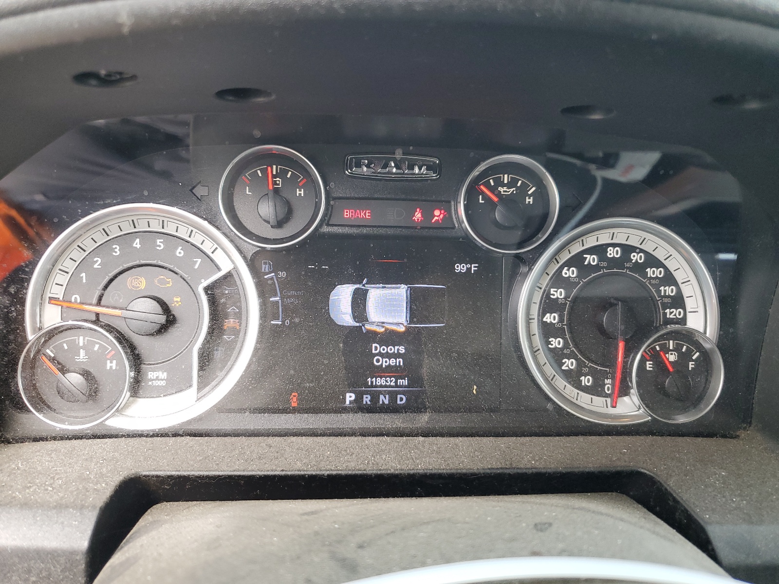 1C6RR6LT8FS592256 2015 Ram 1500 Slt