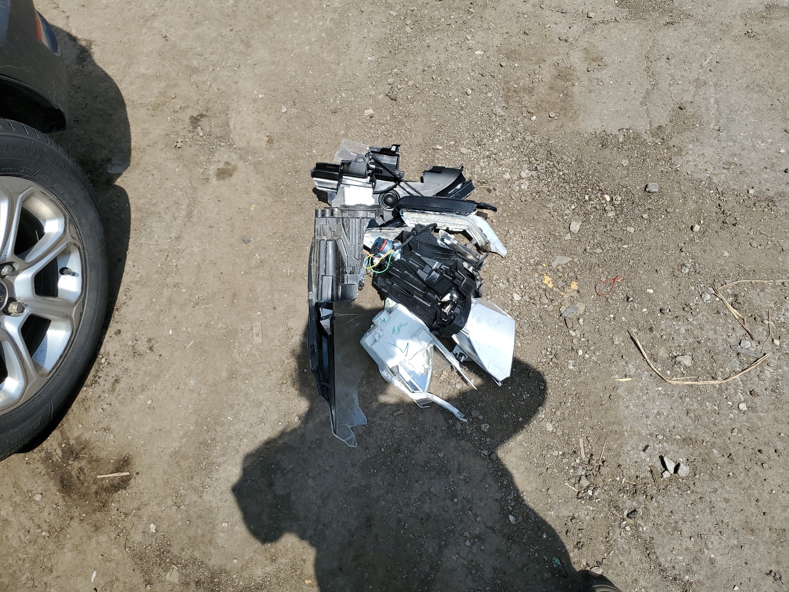 MAJ3P1TE8JC215640 2018 Ford Ecosport Se