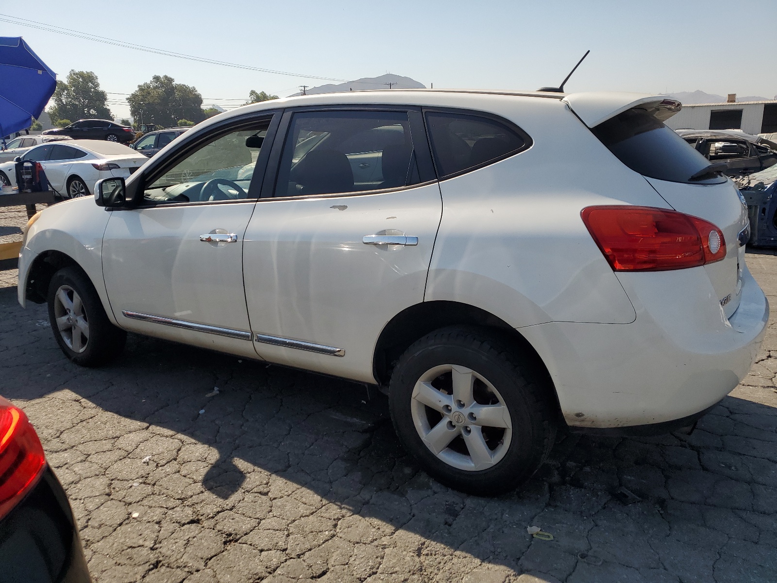 2013 Nissan Rogue S vin: JN8AS5MT9DW551146