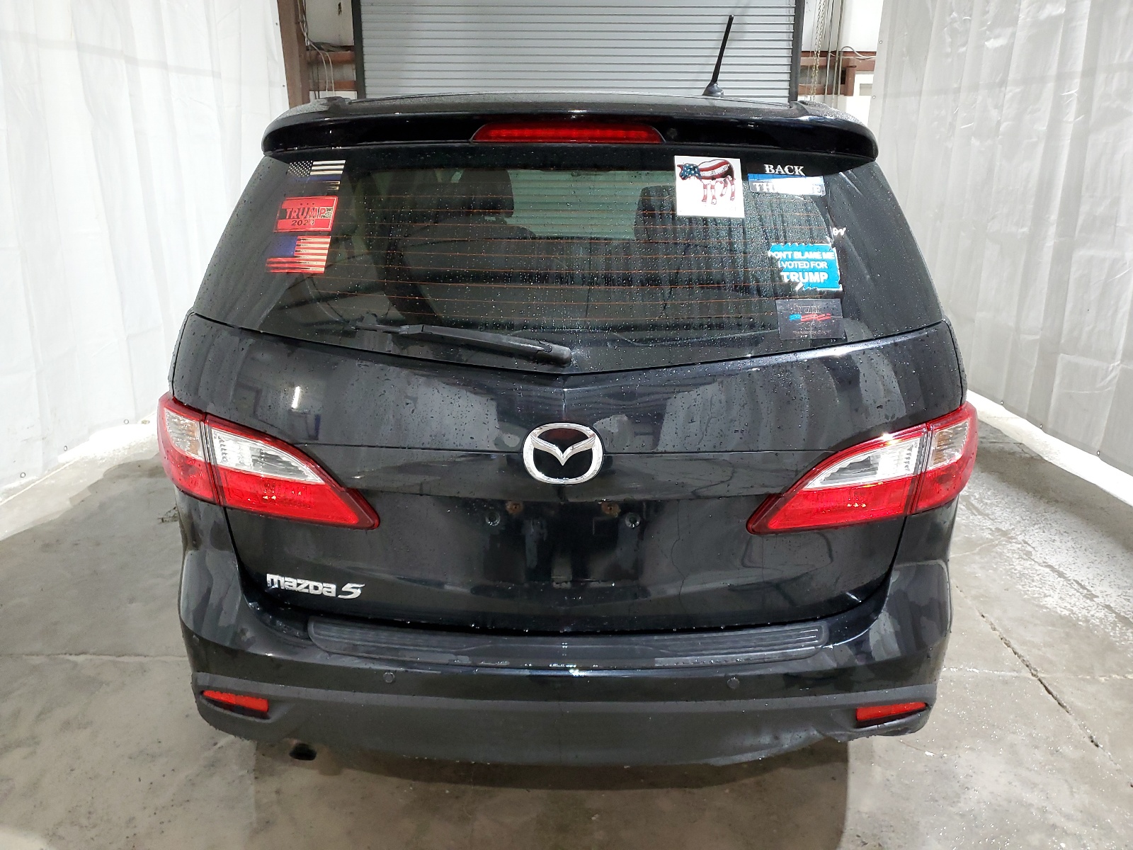 2014 Mazda 5 Touring vin: JM1CW2CL8E0168621