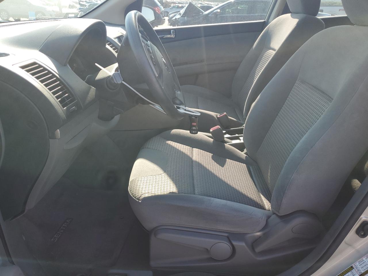 2008 Nissan Sentra 2.0 VIN: 3N1AB61E08L733646 Lot: 62857354