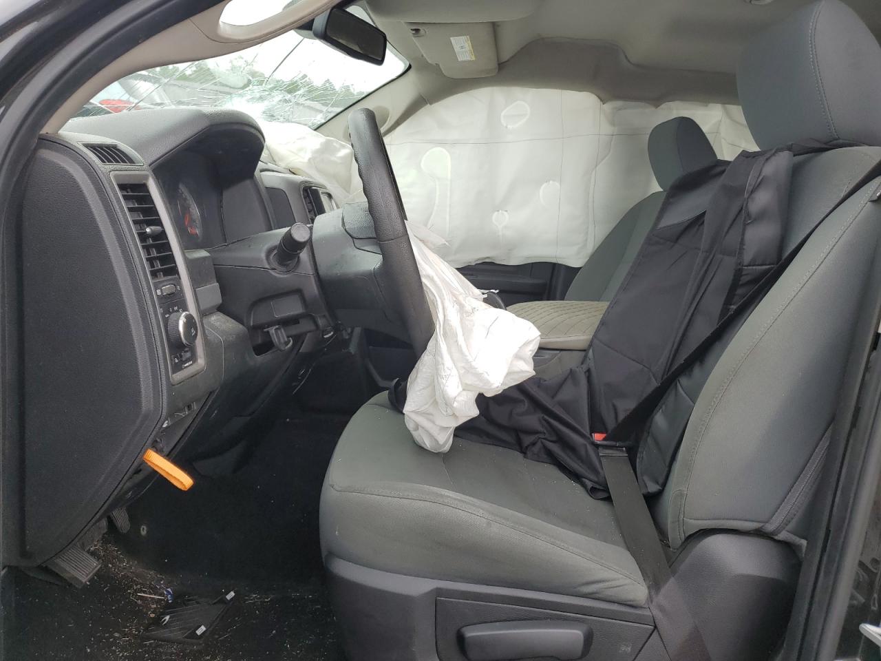 2018 Ram 1500 St VIN: 3C6RR7KT0JG264529 Lot: 61531414