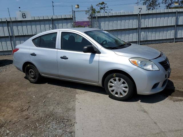  NISSAN VERSA 2012 Сріблястий