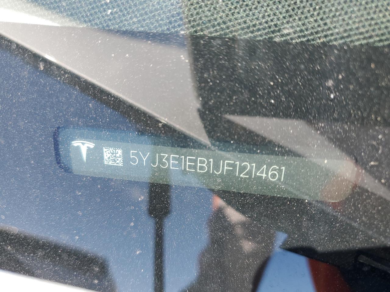 2018 Tesla Model 3 VIN: 5YJ3E1EB1JF121461 Lot: 64605714