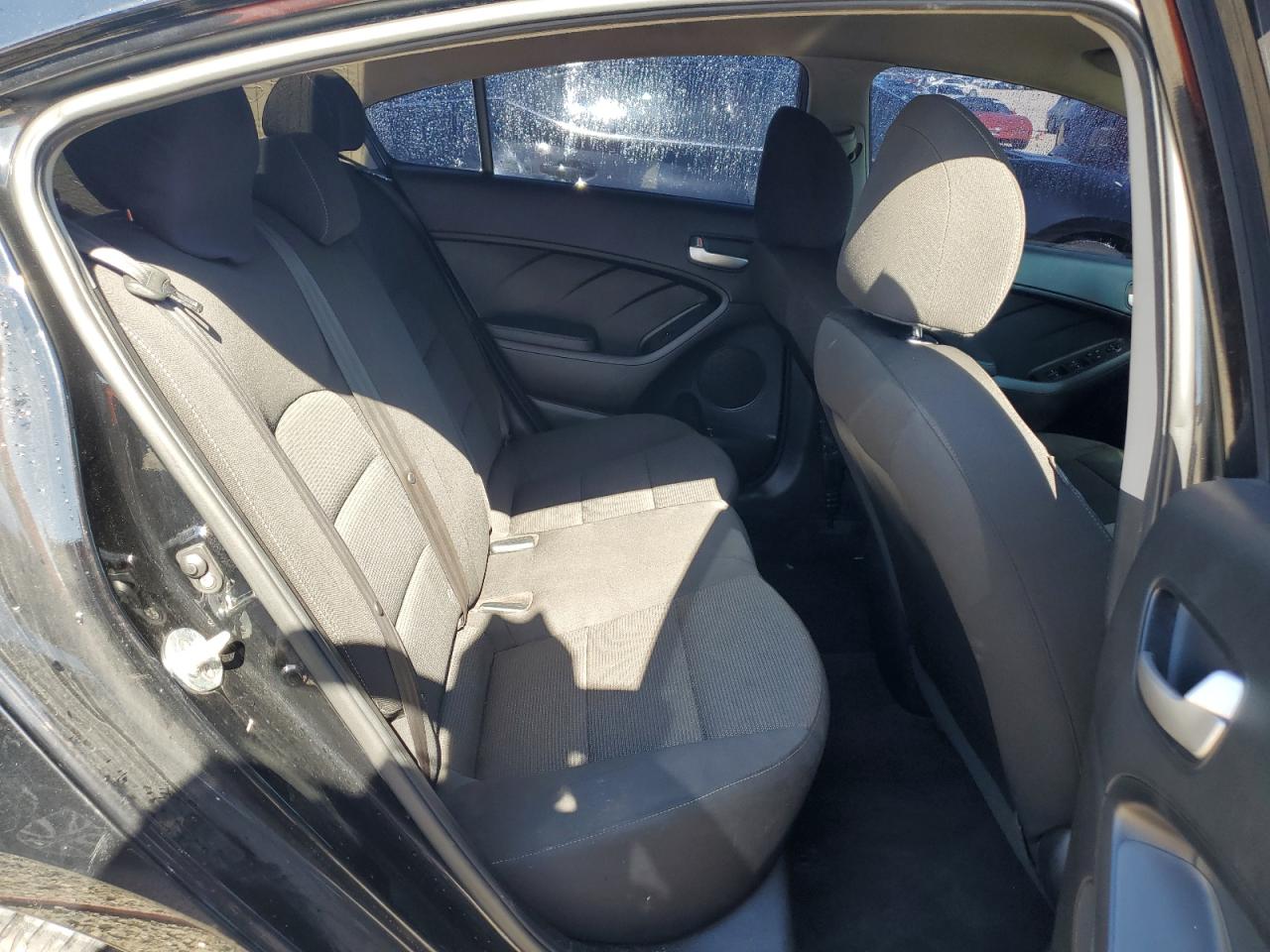 2017 Kia Forte Lx VIN: 3KPFK4A7XHE145623 Lot: 63626464