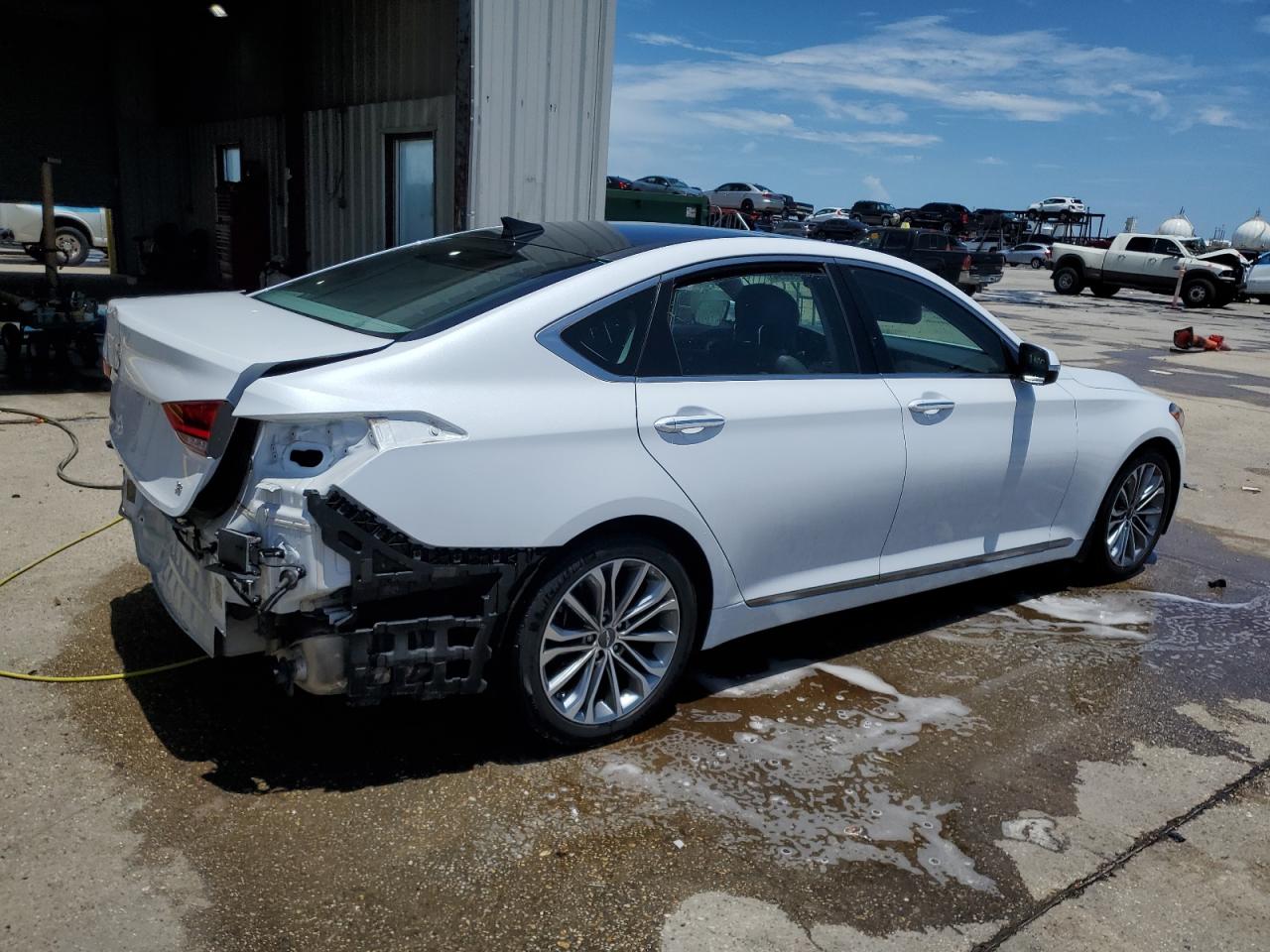 2016 Hyundai Genesis 3.8L VIN: KMHGN4JE8GU118443 Lot: 62896894