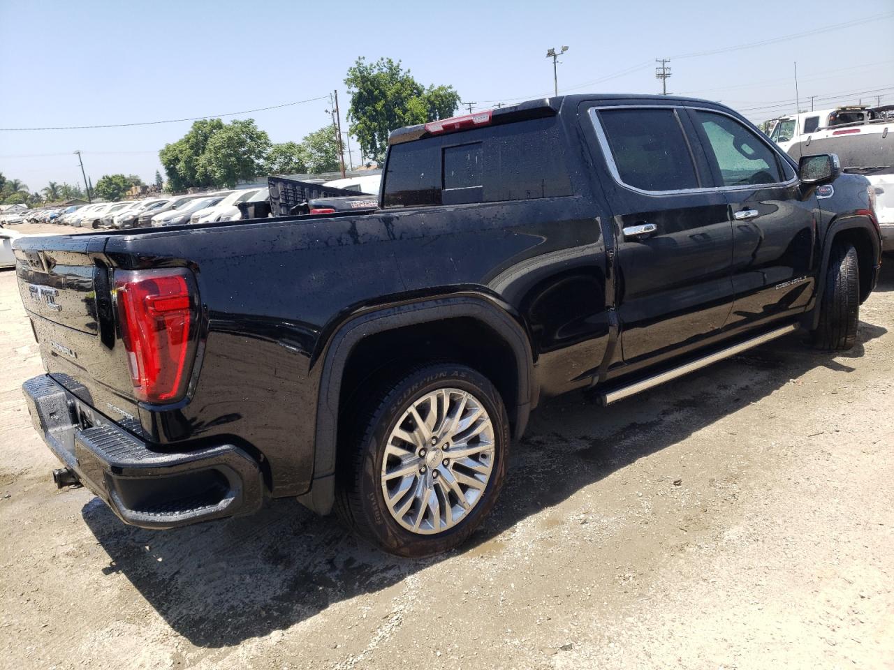 2019 GMC Sierra - Image 3