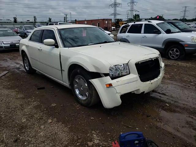 2007 Chrysler 300 Touring VIN: 2C3KA53G97H694273 Lot: 62305804