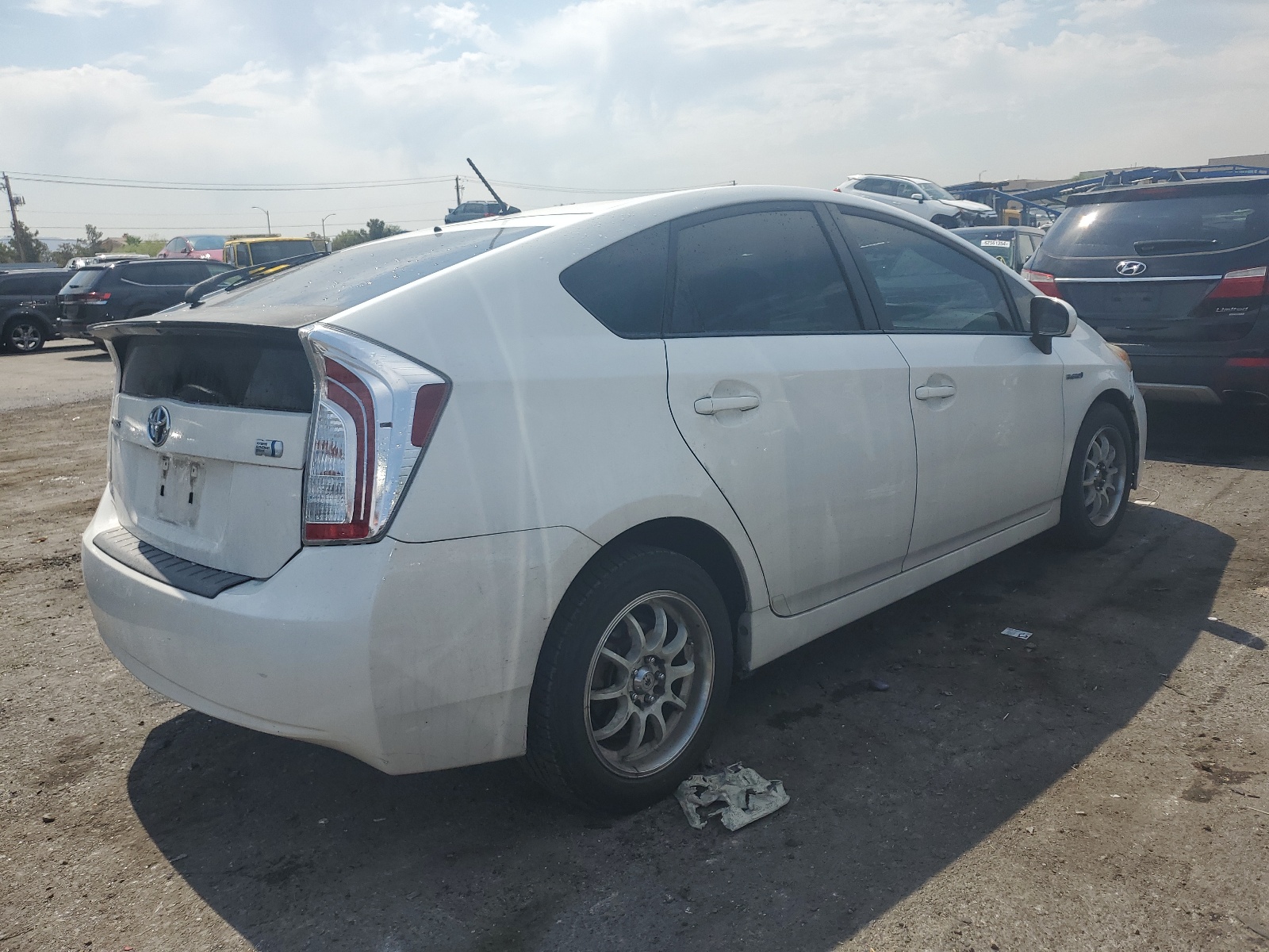 2014 Toyota Prius vin: JTDKN3DU5E1825476