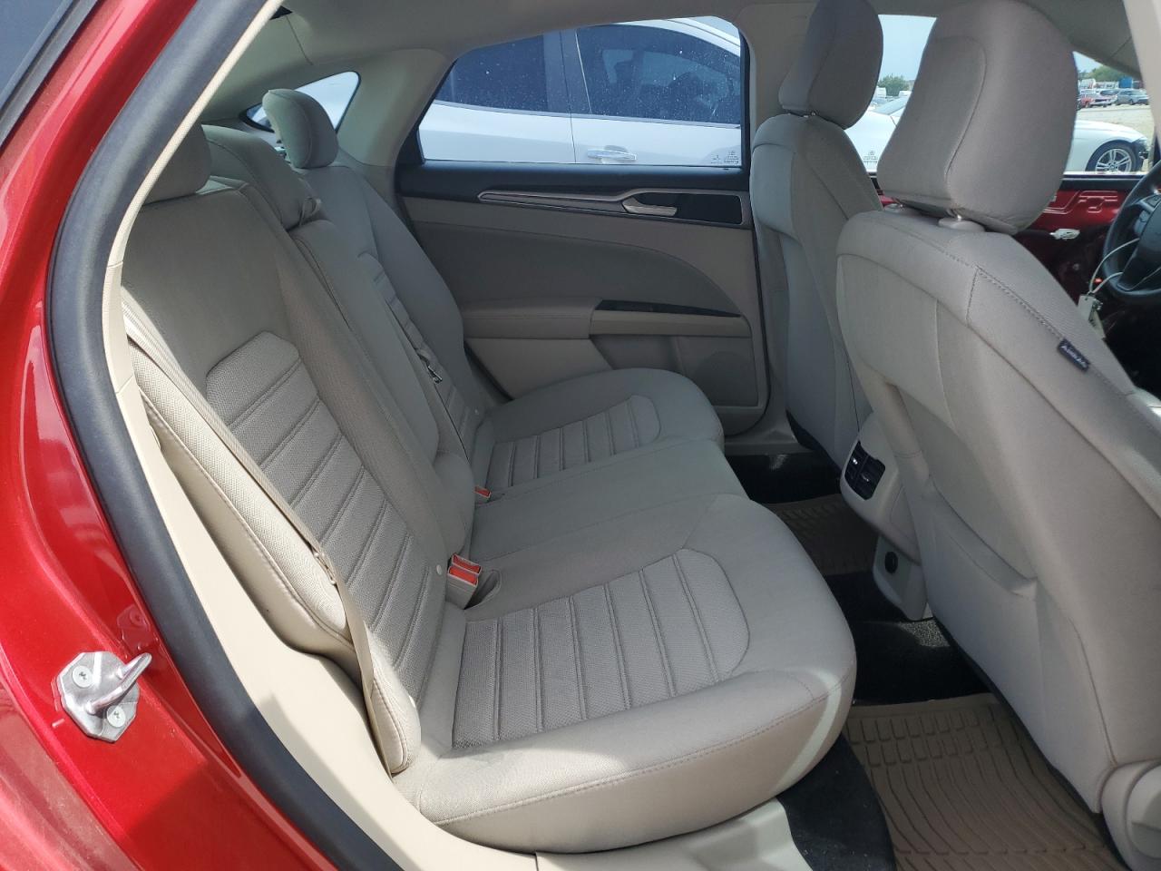 2020 Ford Fusion Se VIN: 3FA6P0HD6LR225627 Lot: 63914224