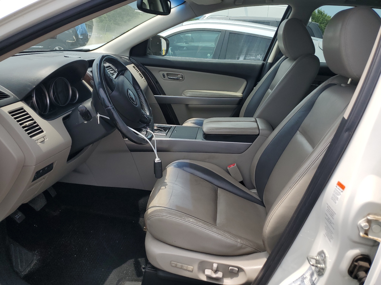 JM3TB3DV2B0325905 2011 Mazda Cx-9