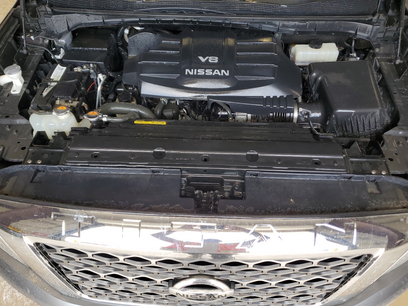 1N6AA1E60JN510337 2018 Nissan Titan Sv