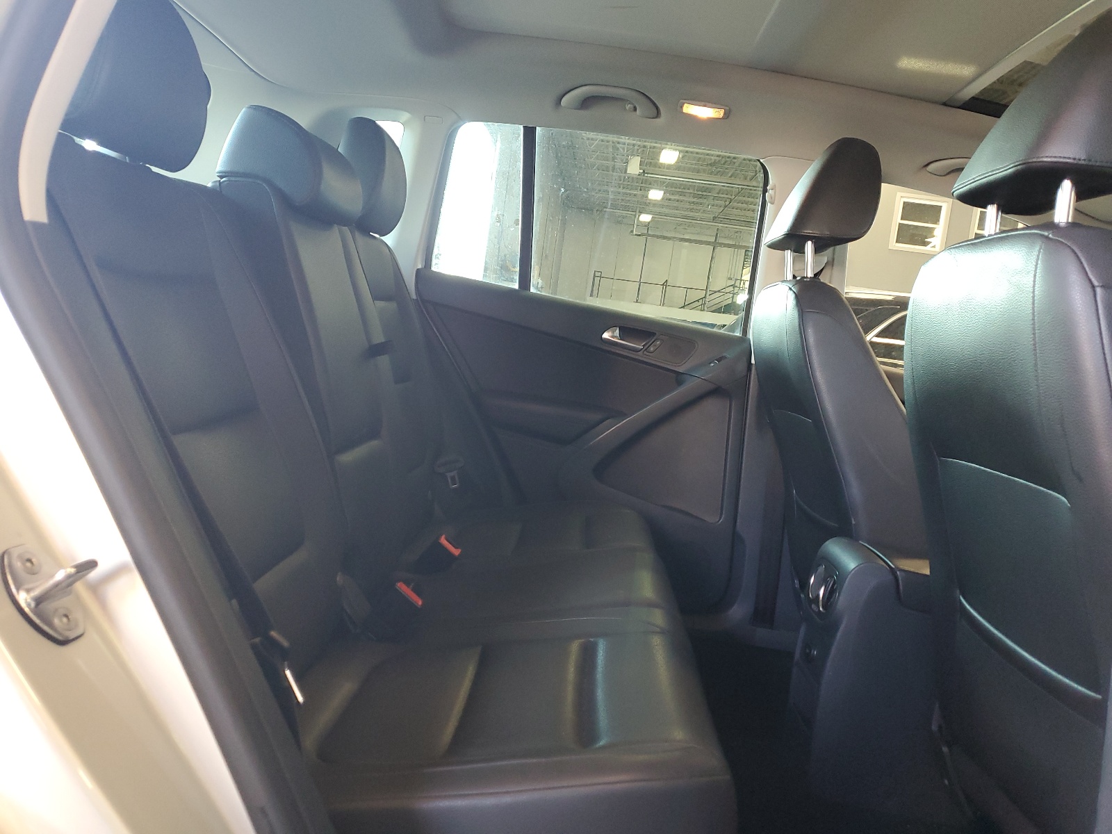 WVGAV7AX9CW534833 2012 Volkswagen Tiguan S