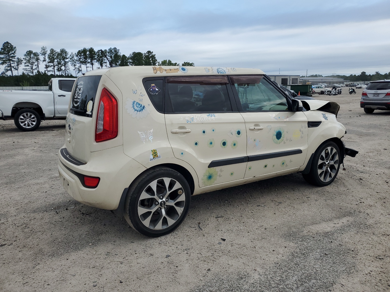 KNDJT2A6XC7462247 2012 Kia Soul +