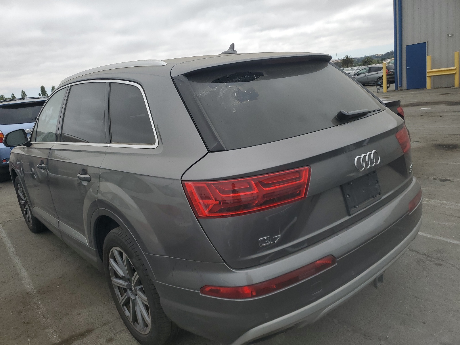 2017 Audi Q7 Prestige vin: WA1VAAF7XHD031784