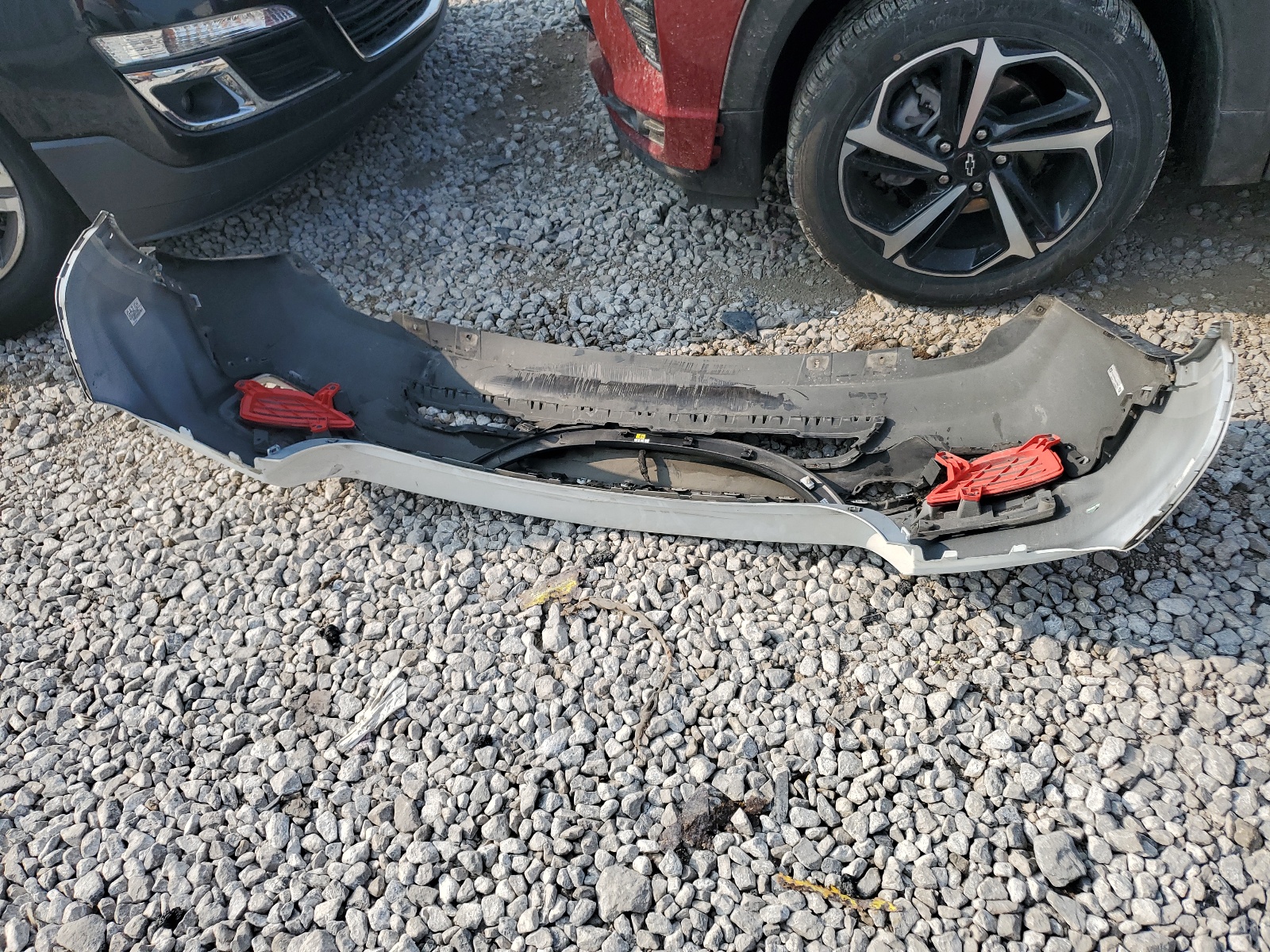 KL7CJLSB0JB677854 2018 Chevrolet Trax 1Lt