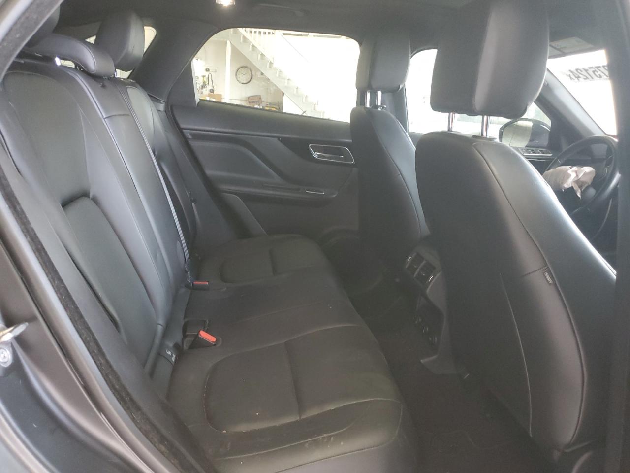 SADCJ2FX0KA602005 2019 Jaguar F-Pace Premium