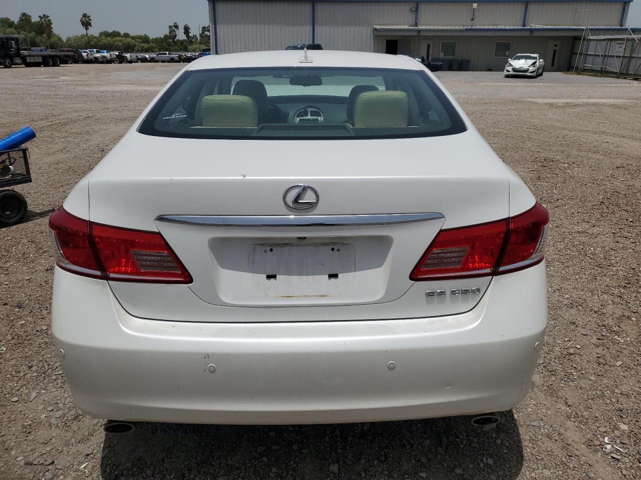2011 Lexus Es 350 VIN: JTHBK1EG7B2462639 Lot: 65166724