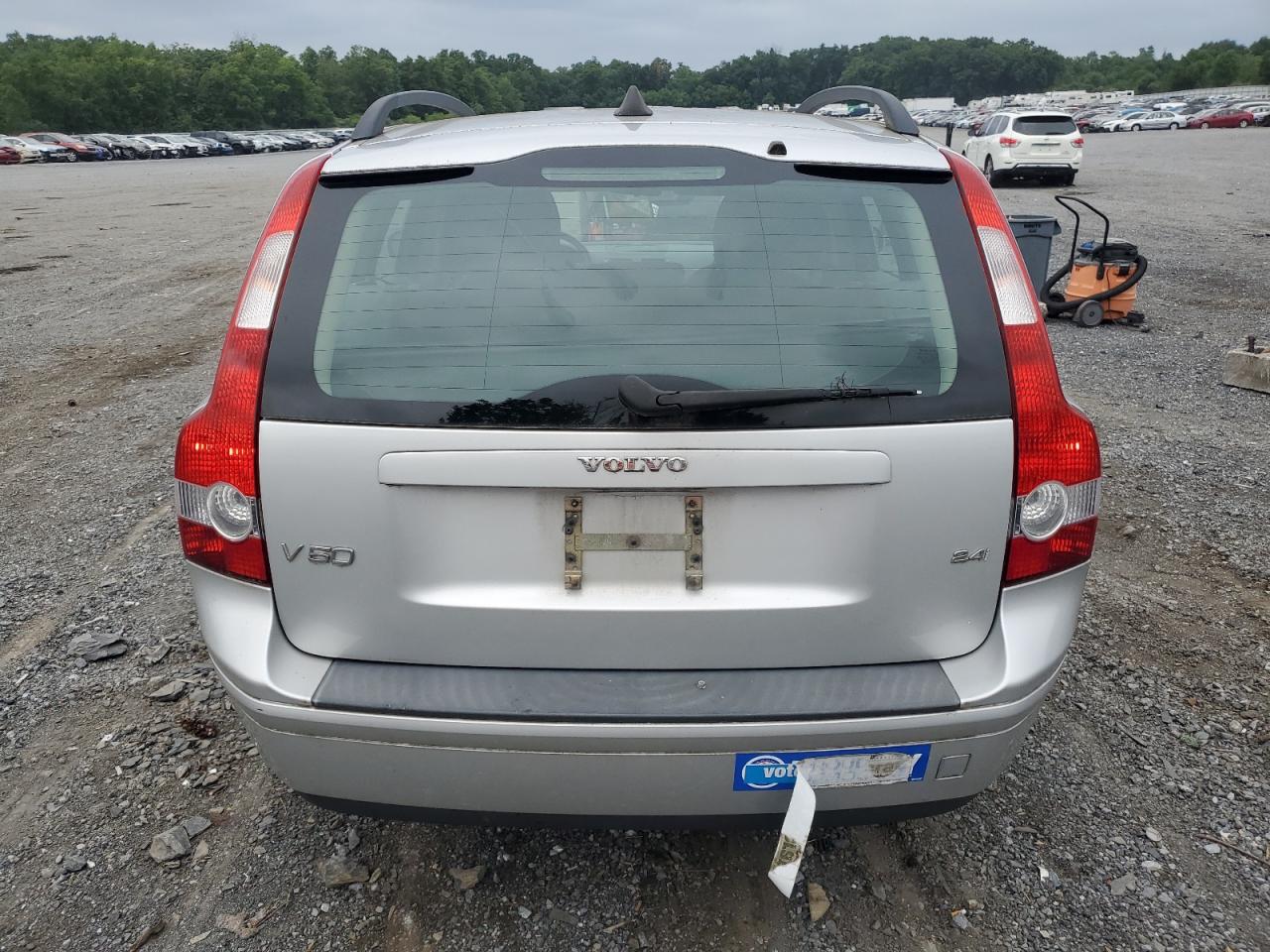 2007 Volvo V50 2.4I VIN: YV1MW382872273011 Lot: 64679114