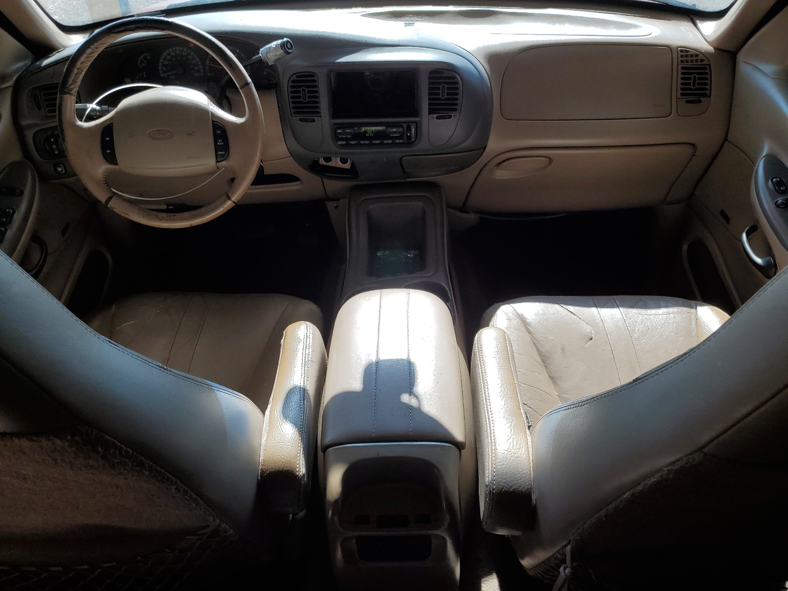 1FMRU17L9XLA07468 1999 Ford Expedition