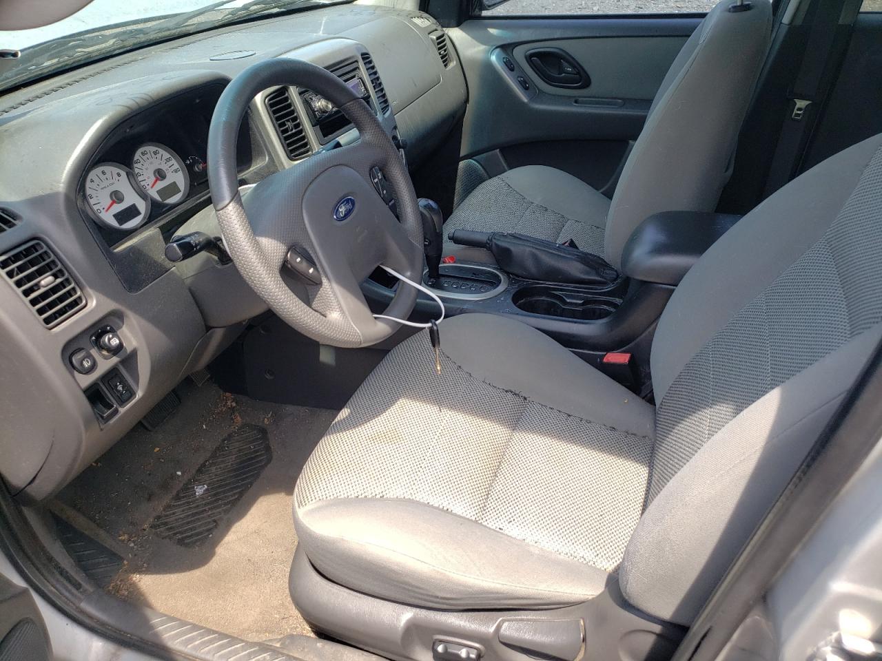 2005 Ford Escape Xlt VIN: 1FMCU03115KA67106 Lot: 61914064