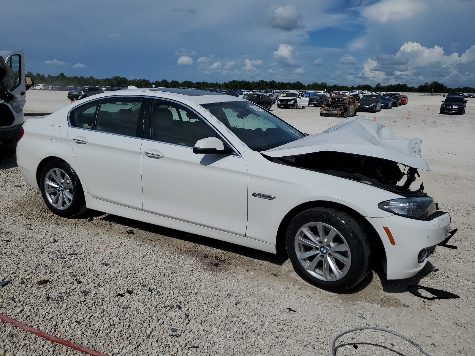 2016 BMW 528 I vin: WBA5A5C57GG352546