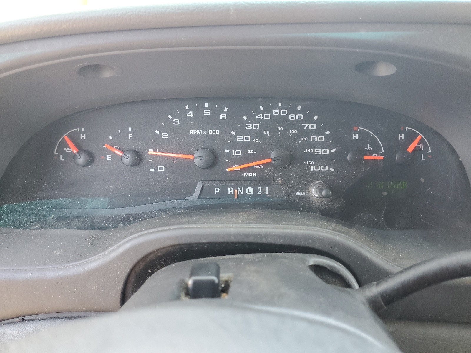 1FTRE14WX4HA34810 2004 Ford Econoline E150 Van