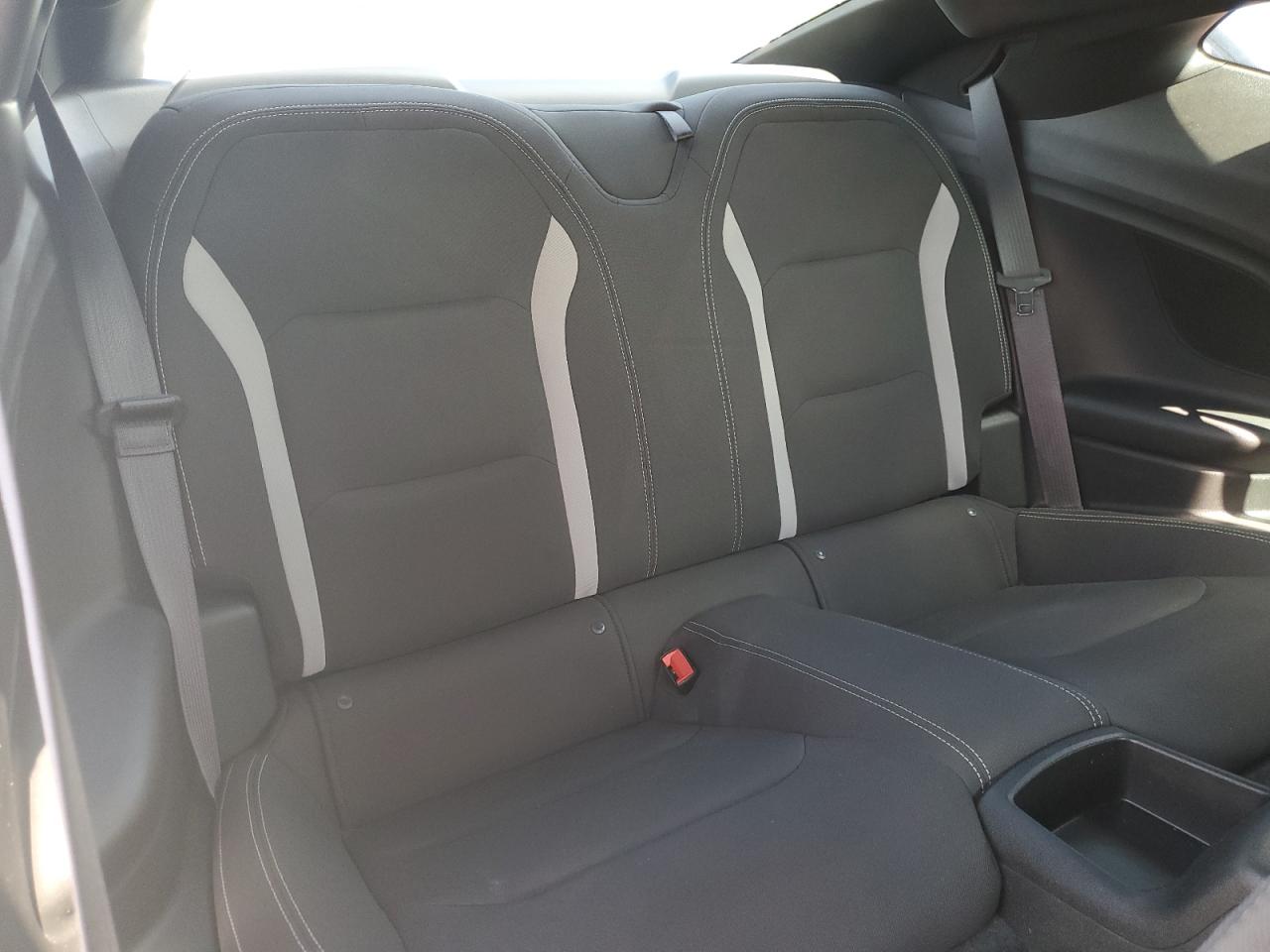 2018 Chevrolet Camaro Lt VIN: 1G1FB1RX4J0152044 Lot: 63180874