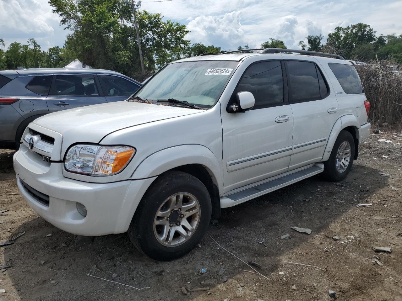 2005 Toyota Sequoia Limited VIN: 5TDBT48A05S235507 Lot: 64692024