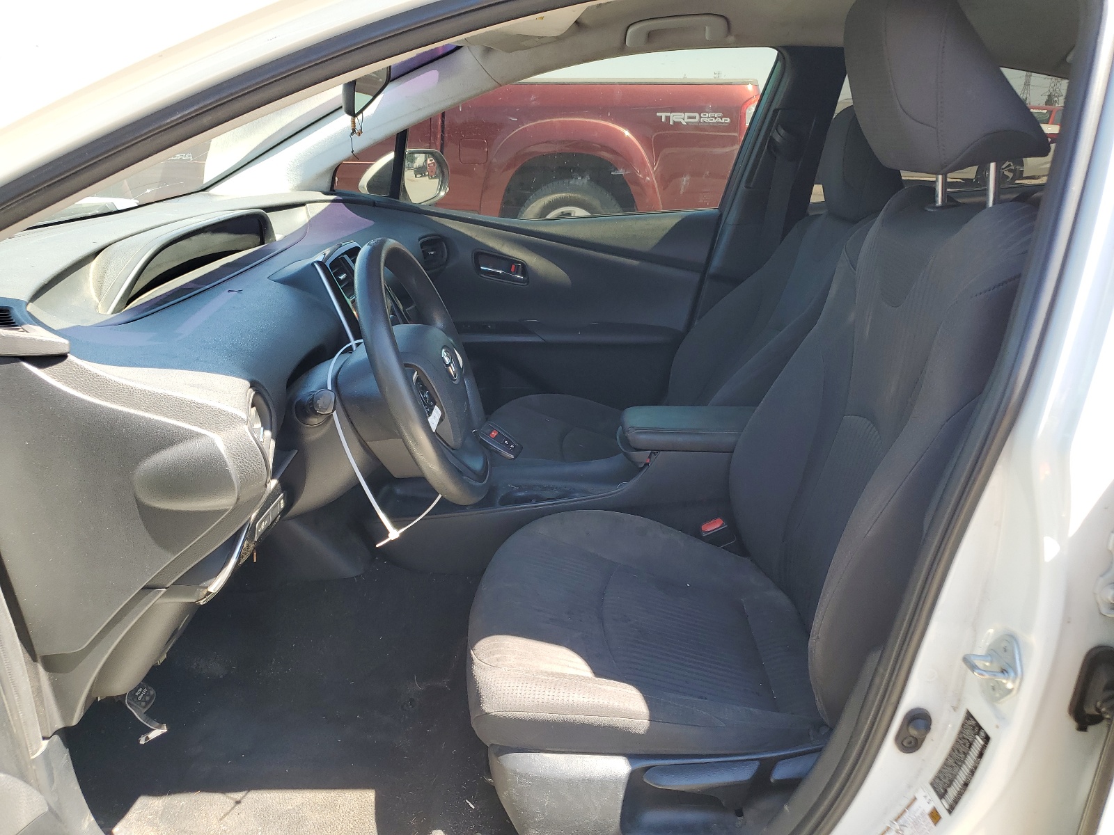 JTDKBRFU8G3501244 2016 Toyota Prius