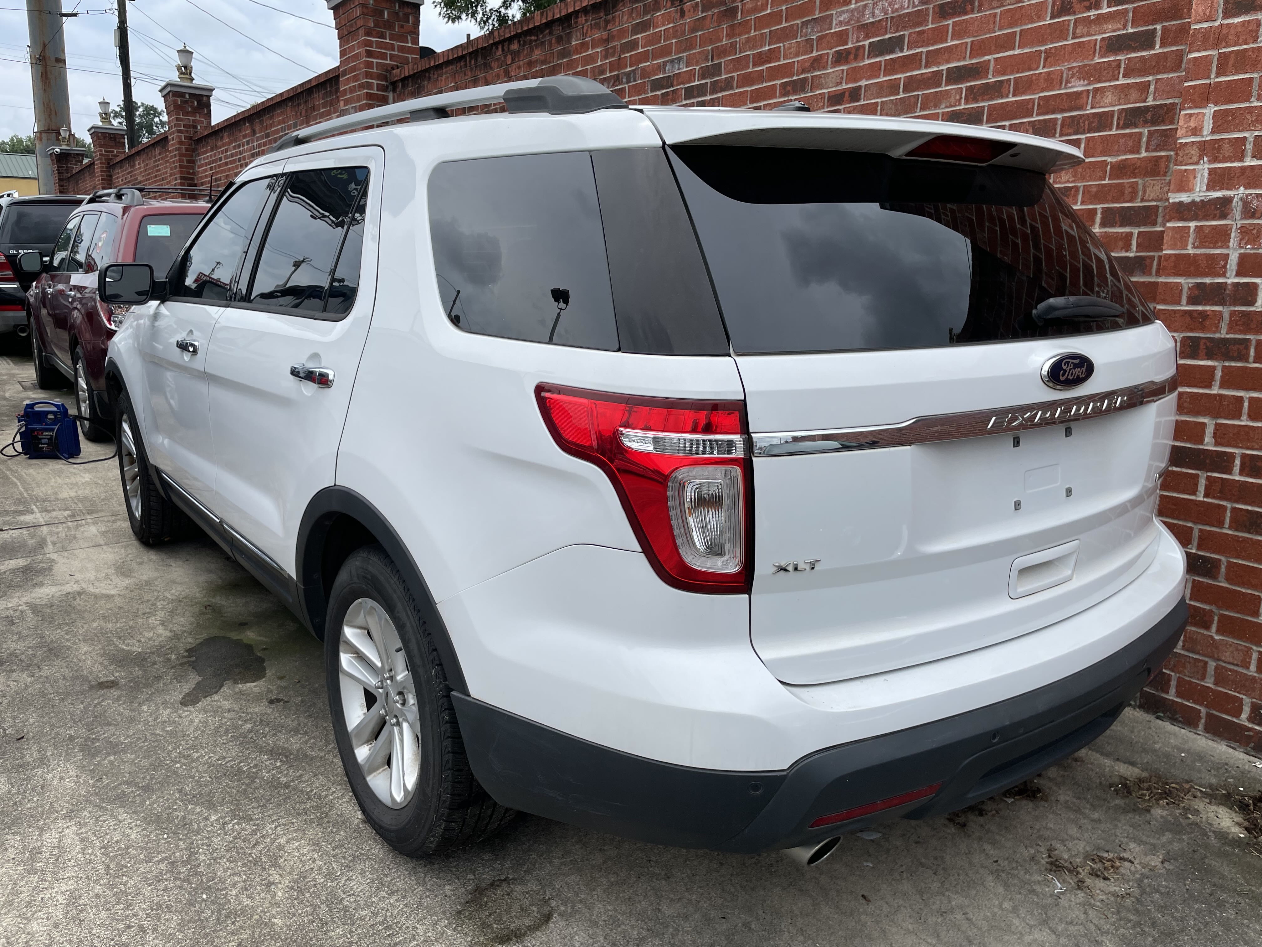 2014 Ford Explorer Xlt vin: 1FM5K7D82EGB43681