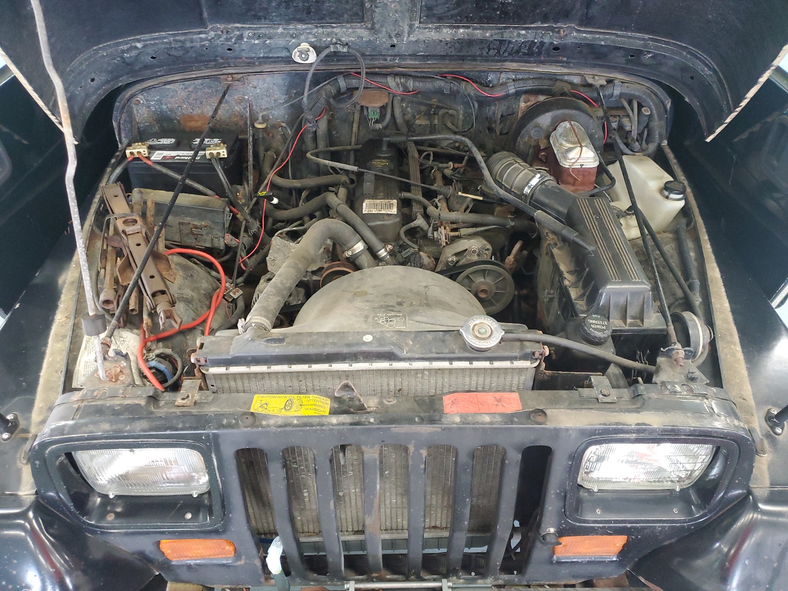 2J4FY19P5NJ528325 1992 Jeep Wrangler / Yj S