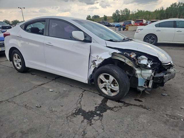  HYUNDAI ELANTRA 2015 Biały