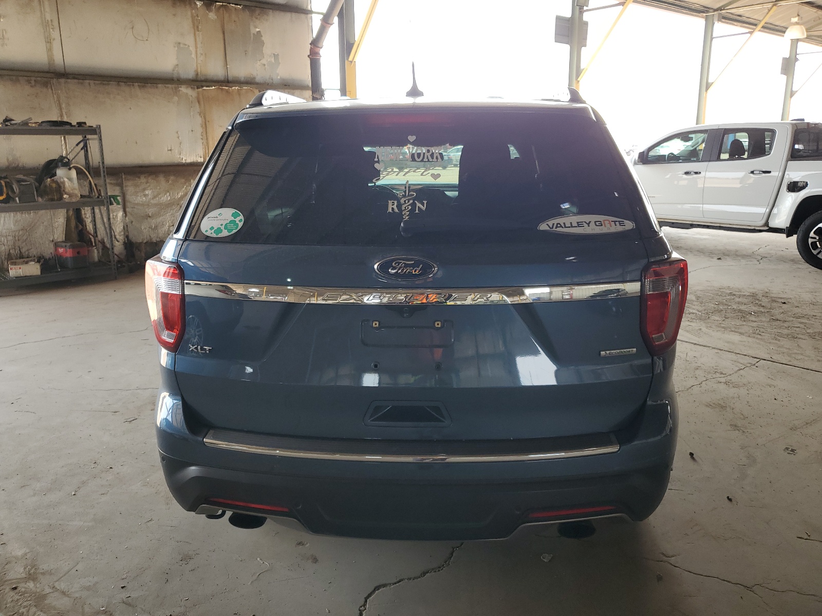 1FM5K7DH8JGB90305 2018 Ford Explorer Xlt