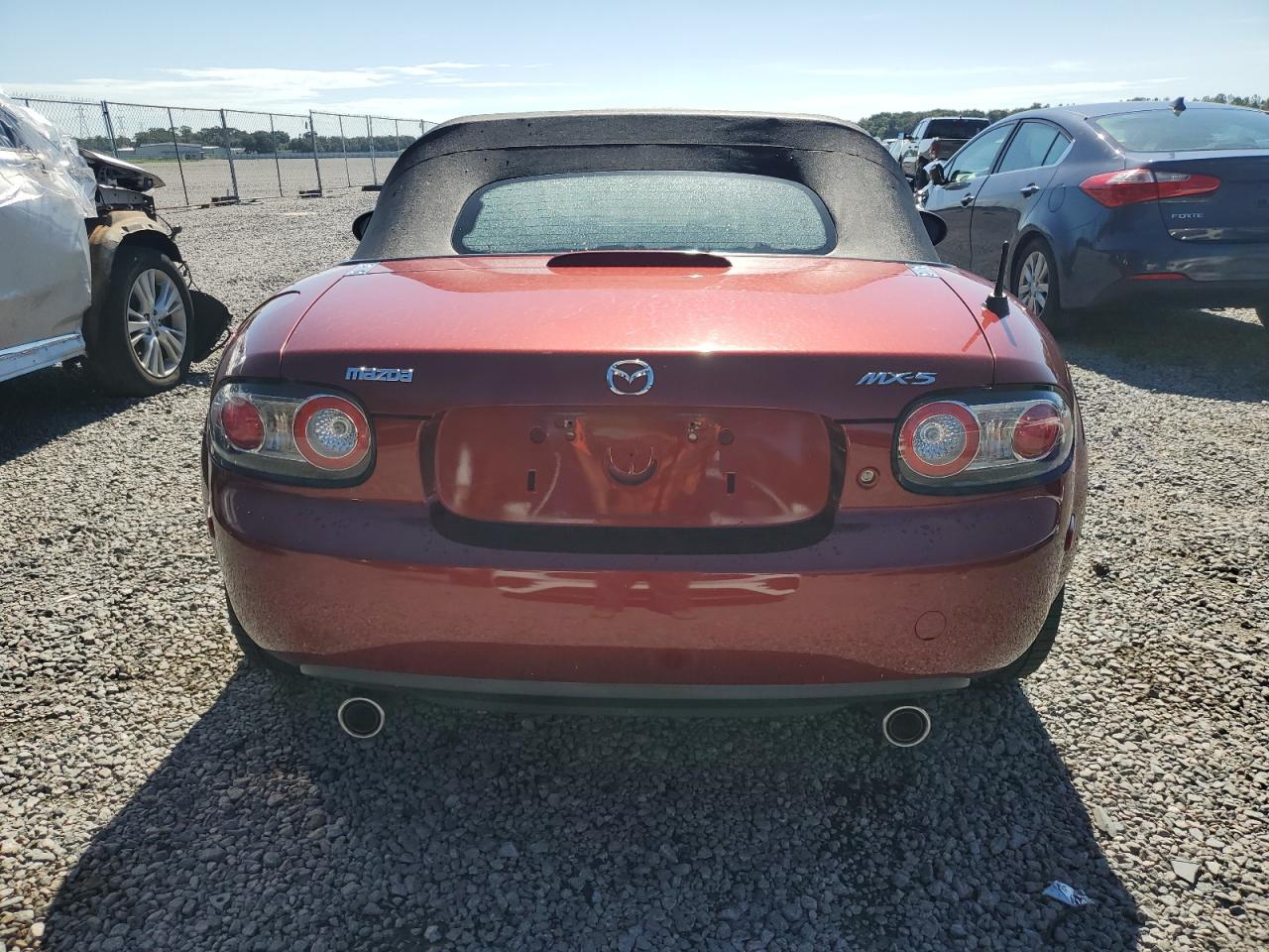 2006 Mazda Mx-5 Miata VIN: JM1NC25F660122831 Lot: 63760684