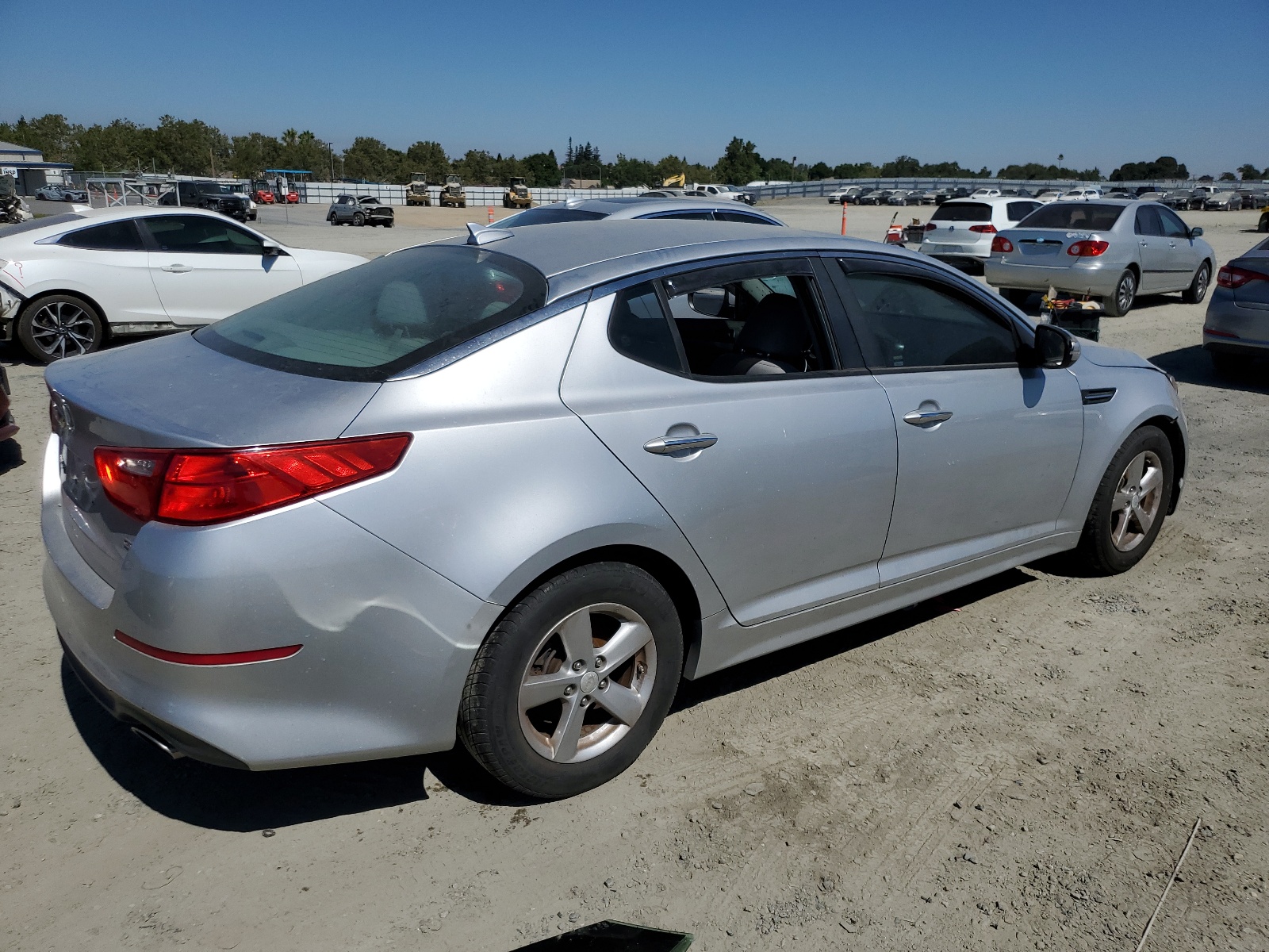 2014 Kia Optima Lx vin: 5XXGM4A75EG260194