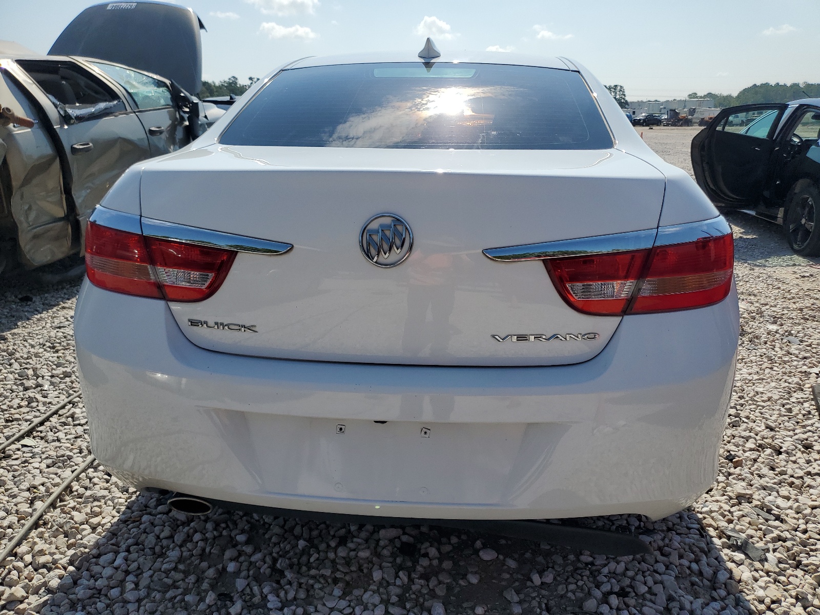 1G4PP5SK0F4130640 2015 Buick Verano