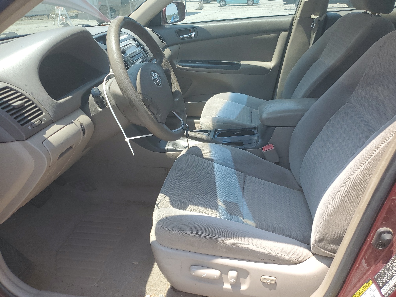 4T1BE30K95U096803 2005 Toyota Camry Le