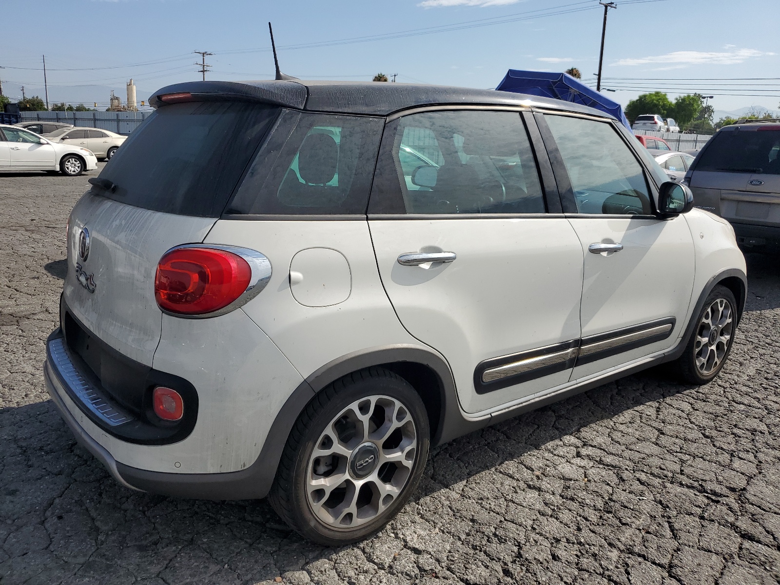 ZFBCFADH5HZ038559 2017 Fiat 500L Trekking