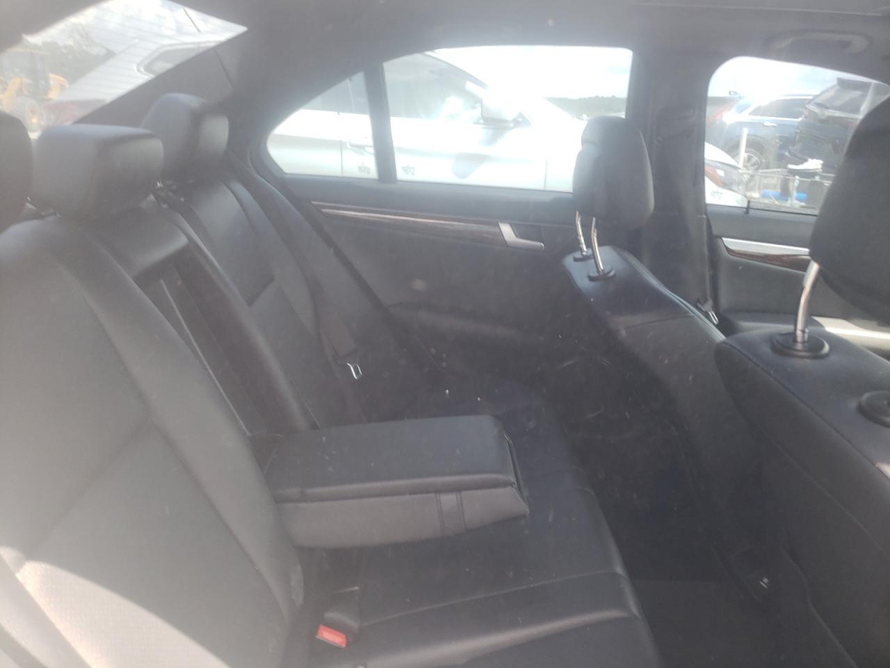 2012 Mercedes-Benz C 300 4Matic VIN: WDDGF8BB4CR198291 Lot: 62009654