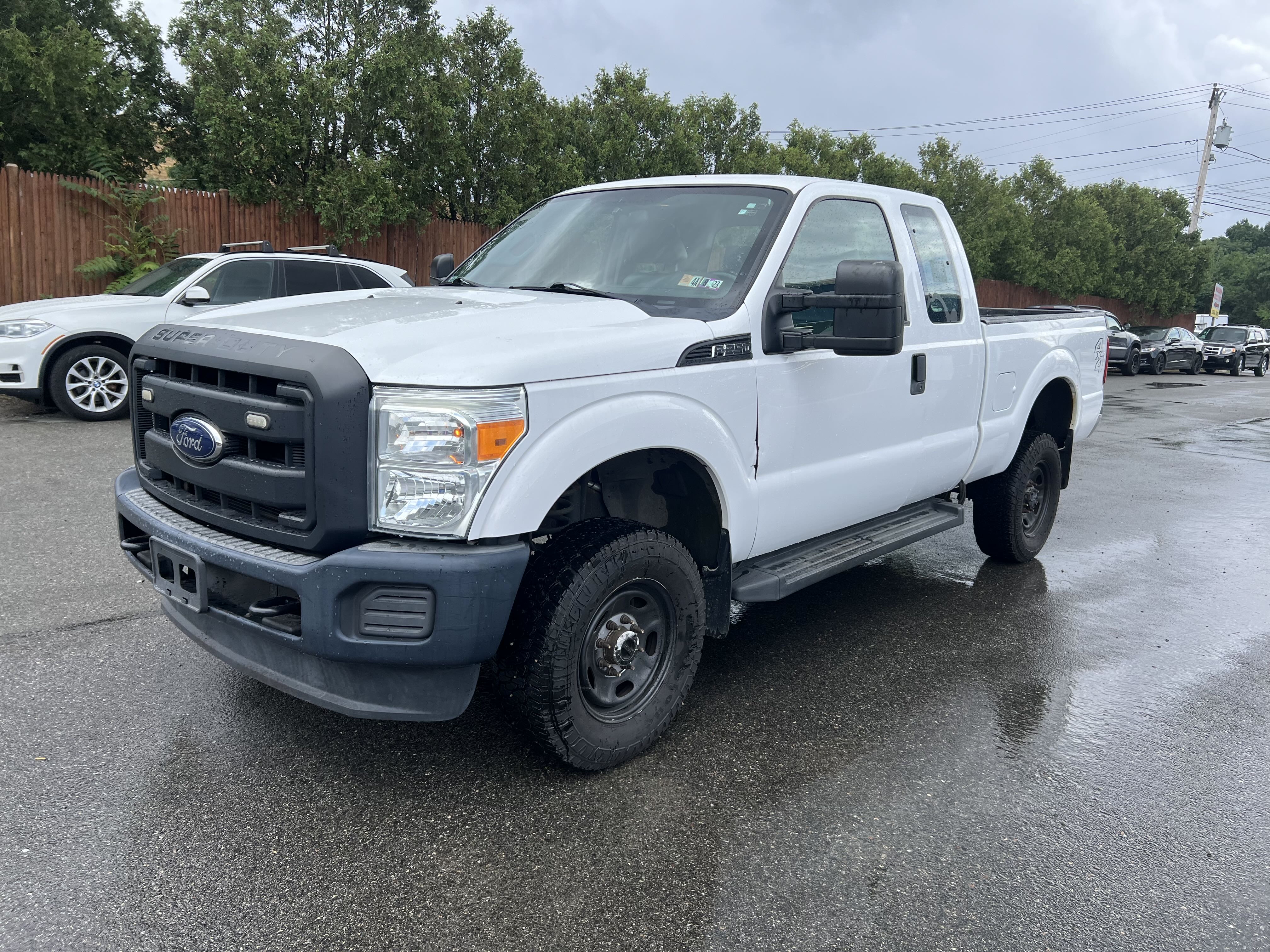 2016 Ford F250 Super Duty vin: 1FT7X2B69GEB69180