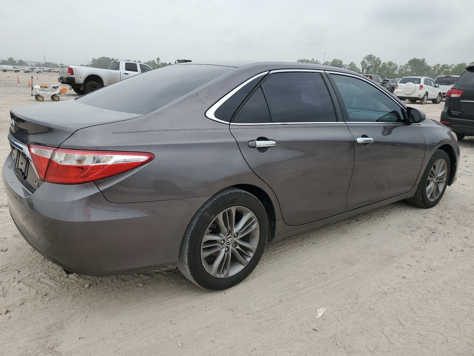 2015 Toyota Camry Le vin: 4T4BF1FK3FR482326