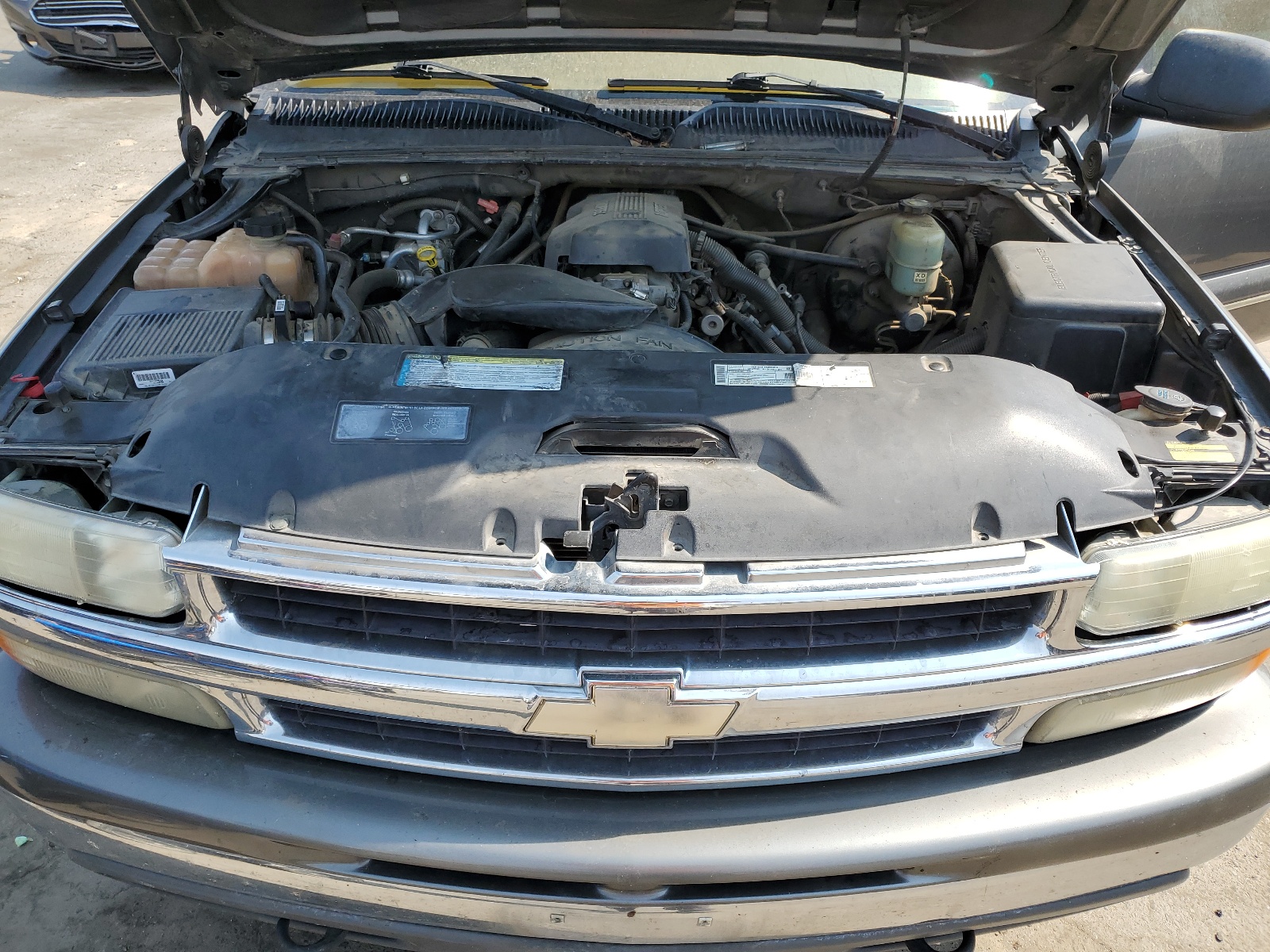 1GNEK13T4YJ145339 2000 Chevrolet Tahoe K1500