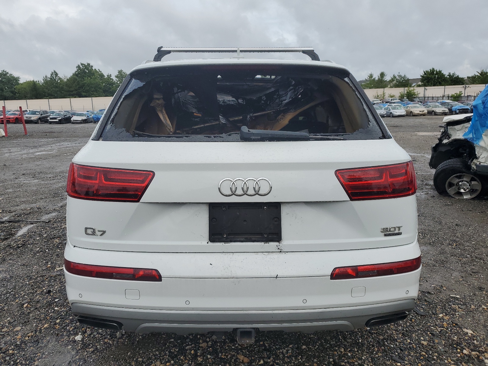 WA1VAAF72HD024831 2017 Audi Q7 Prestige